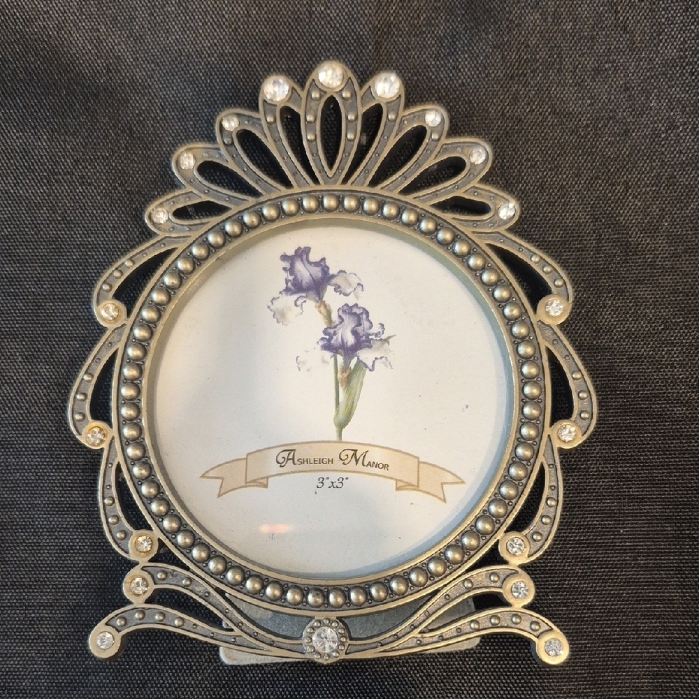 Ashleigh Manor Circle 3x3 Frame Ornate And Rhinestone Details Art Deco